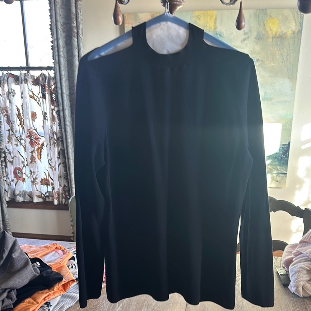 Elie Tahari Black Long Sleeve Sweater with Cutouts